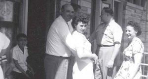 Always the entrepreneur, Clarence Seul in the mid-sixties built a home on 1886 Willow Road, just north of where the Shell gas station is today. A fervent gardener, he raised popcorn and gladiolas on a two-acre piece of farmland right behind his house. Prior to that, while running Seul’s Tavern, he also ran a hardware store—his family lived above the store—just west of where Bess Hardware is today.